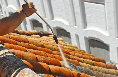 Nettoyage de toitures - Jugon-les-Lacs - Commune nouvelle